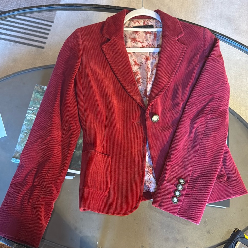 Tahari deep red corduroy blazer, XS. New.